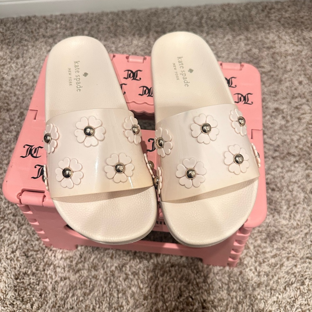 Kate Spade White Floral Slide Sandals
